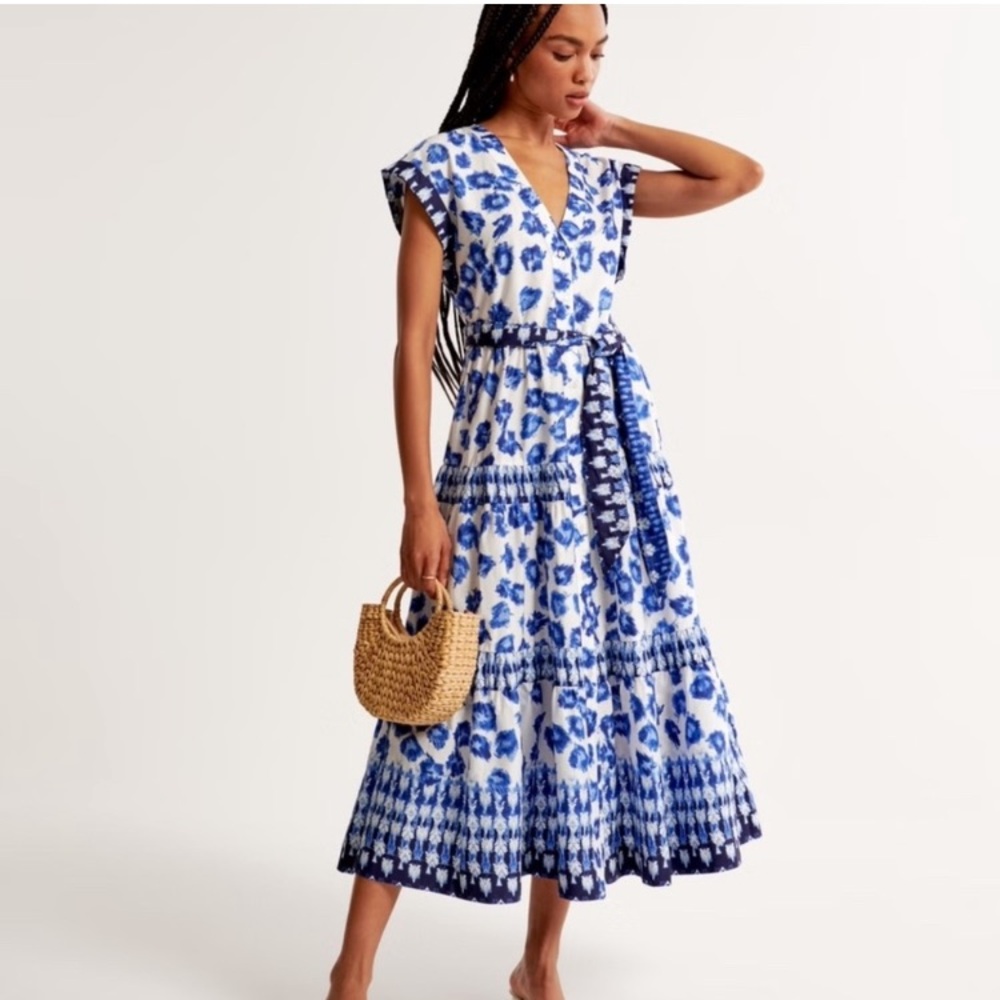 Abercrombie & Fitch Blue and White Printed Maxi Dress